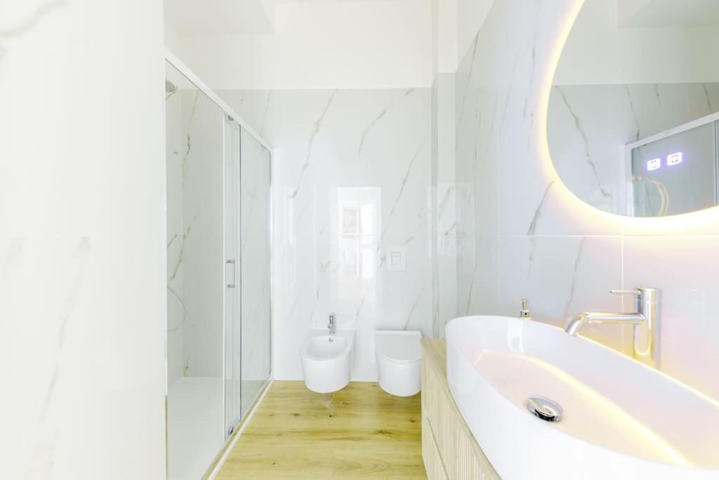 Duomo Deluxe - Bilocale Moderno - Metro - Wi-f Apartamento Milán