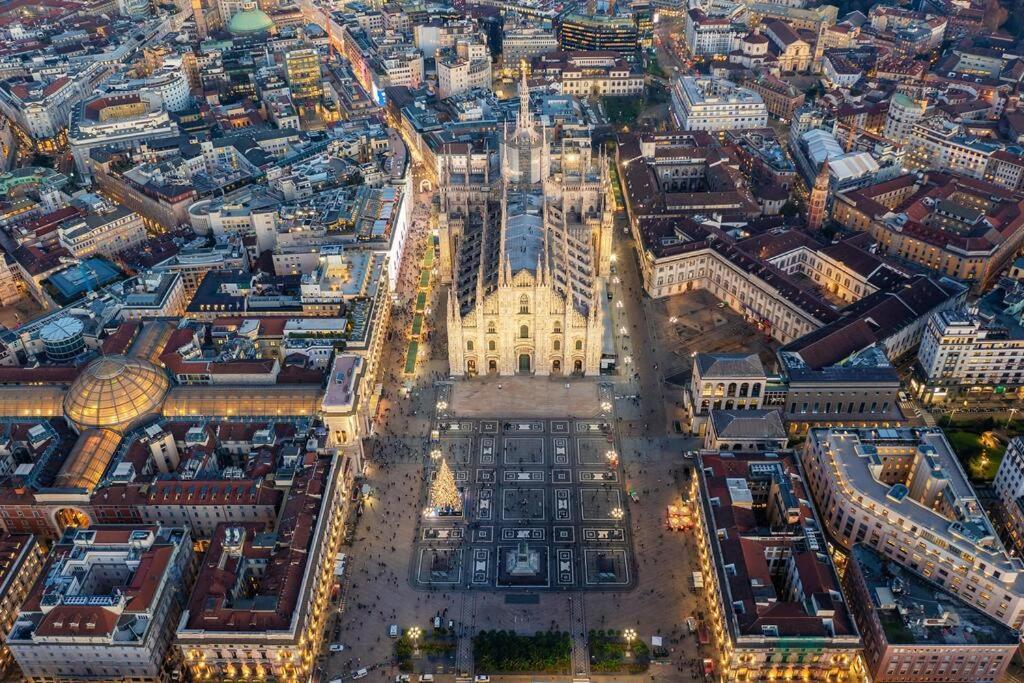 Duomo Deluxe - Bilocale Moderno - Metro - Wi-f Apartamento Milán